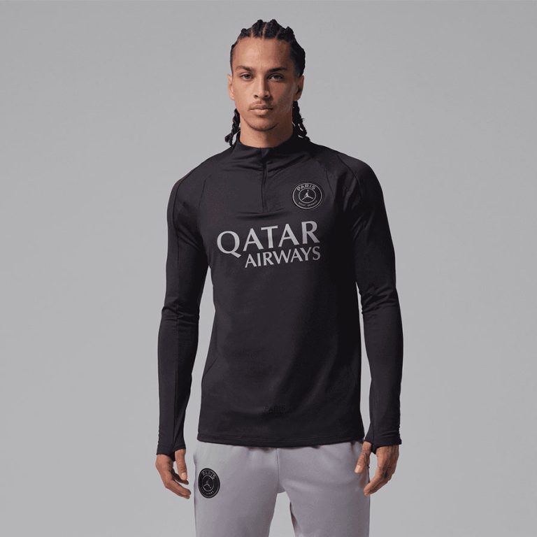 PSG Nike bluza 045